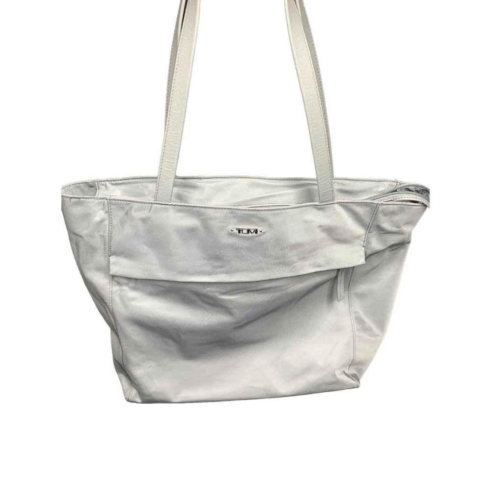 TUMI Nylon Tote Bag Laptop Travel Bag Gray Double Handles Zip Pockets Women's L - Picture 2 of 13